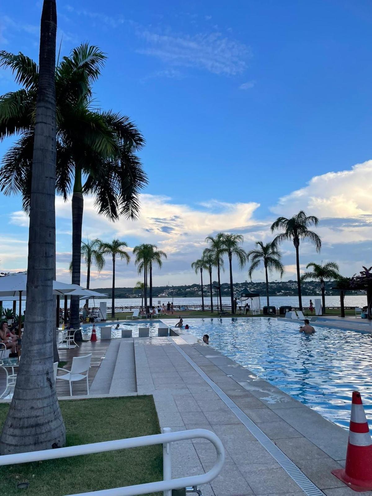 Estiloso Flat Brisas Do Lago Com Terraco Brasília Exterior foto